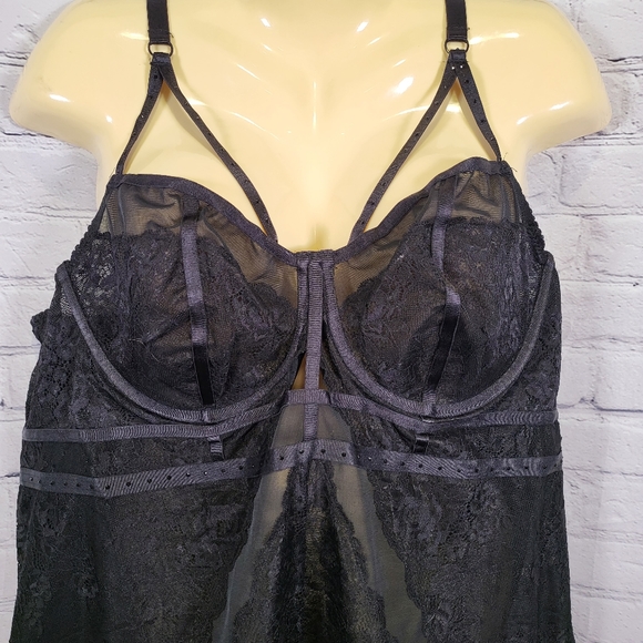 NWT Torrid Black Lace & Mesh Bodysuit - Picture 6 of 16
